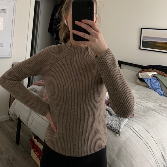 Ralph Lauren sweater - Picture 2 of 3